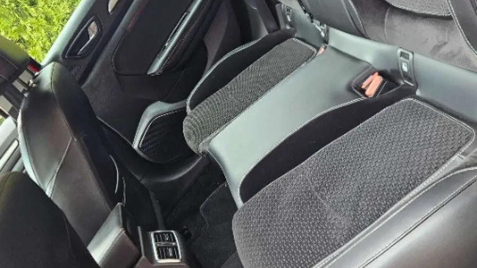 RENAULT Megane -