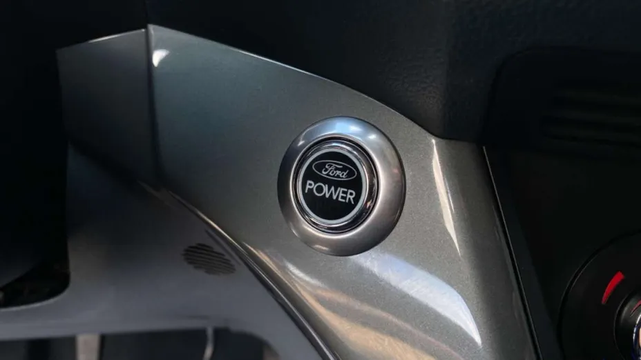 FORD C-MAX -