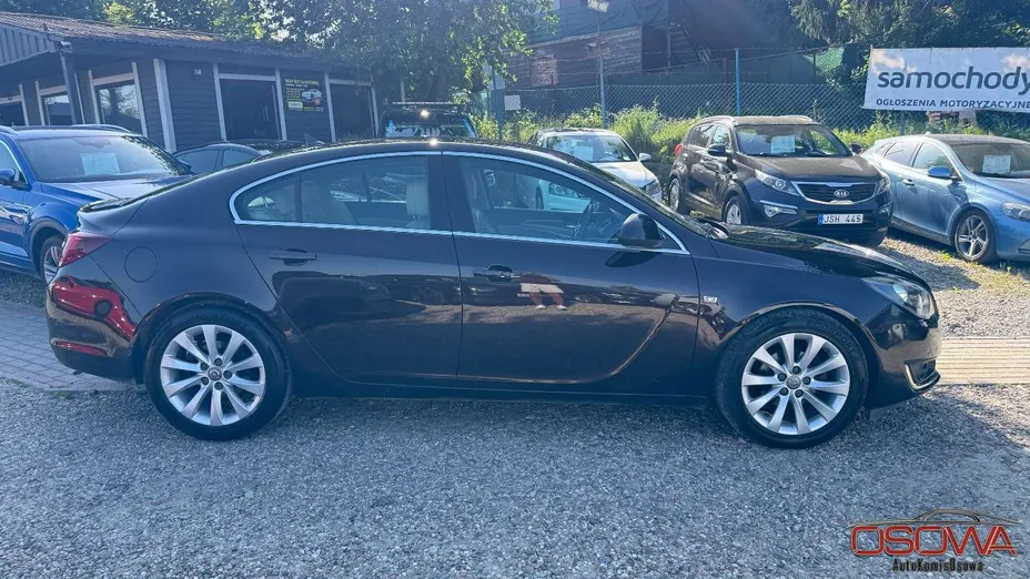 OPEL Insignia -
