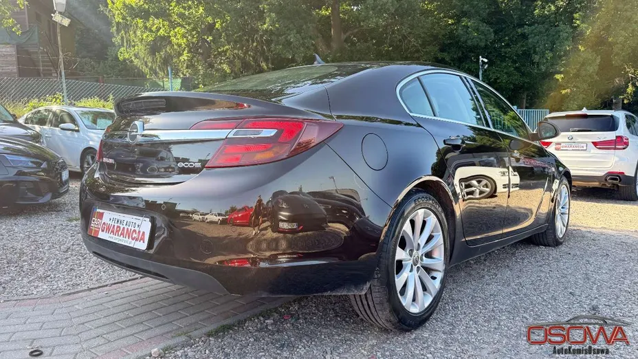 OPEL Insignia -