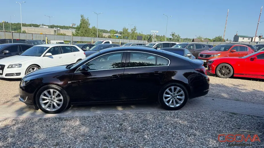 OPEL Insignia -