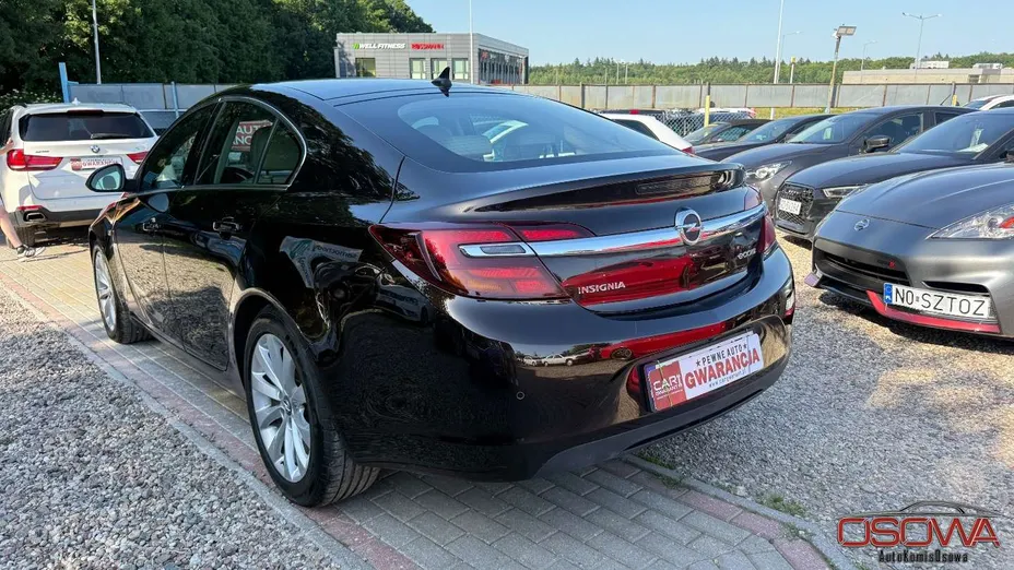 OPEL Insignia -