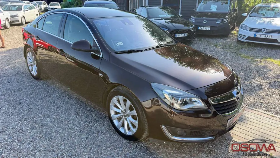 OPEL Insignia -