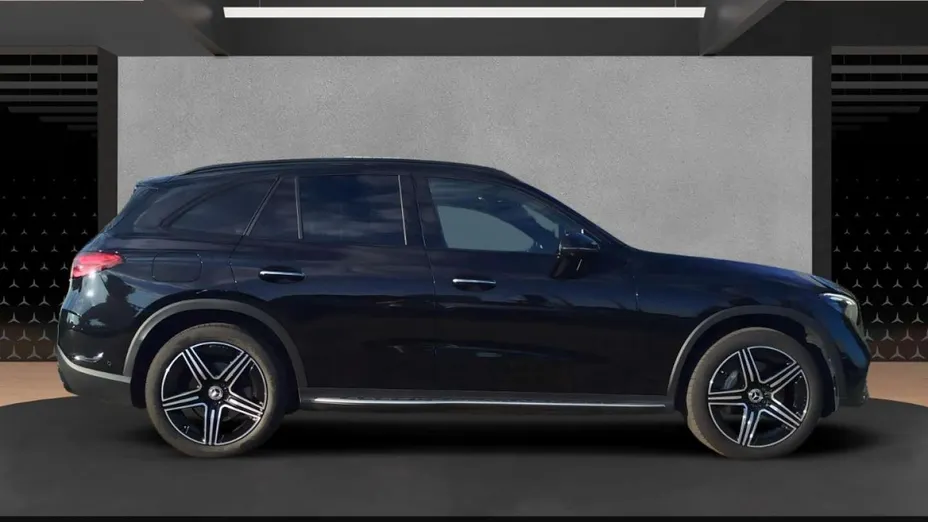 MERCEDES-BENZ GLC -