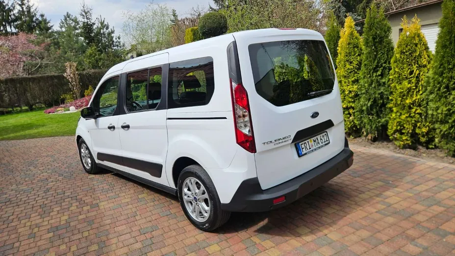 FORD Tourneo Connect -