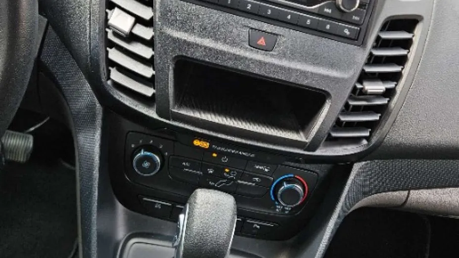 FORD Tourneo Connect -