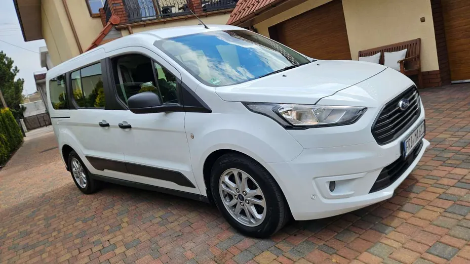 FORD Tourneo Connect -
