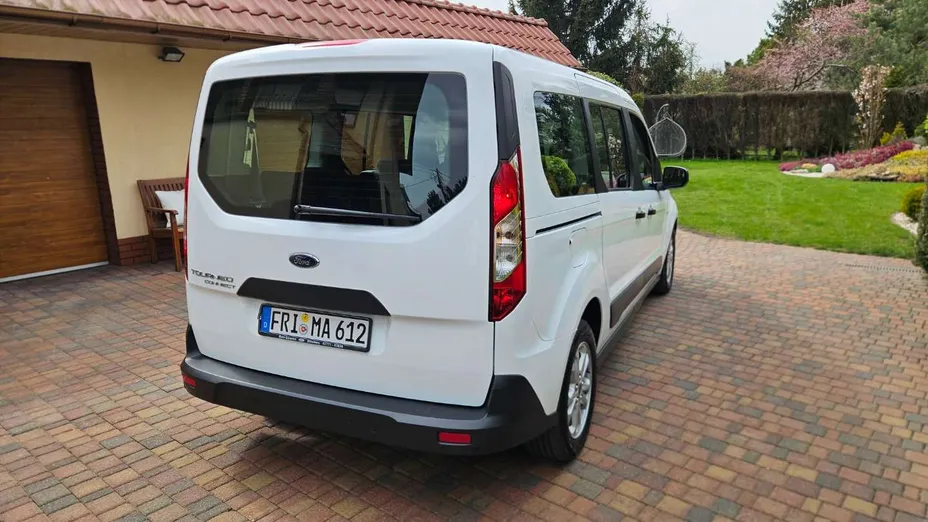 FORD Tourneo Connect -