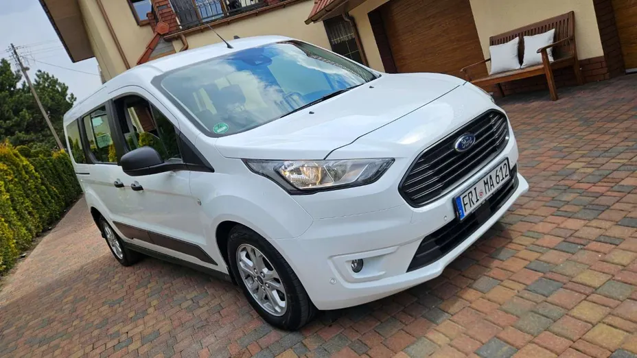 FORD Tourneo Connect -
