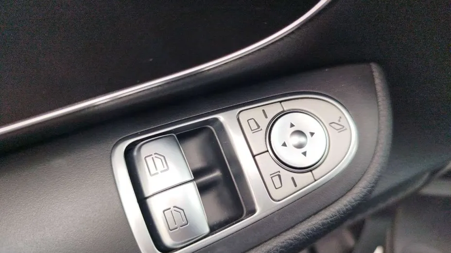 MERCEDES-BENZ V Klasa -