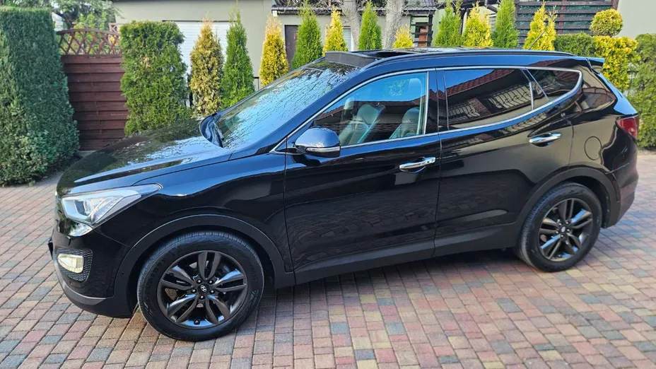 HYUNDAI Santa Fe -