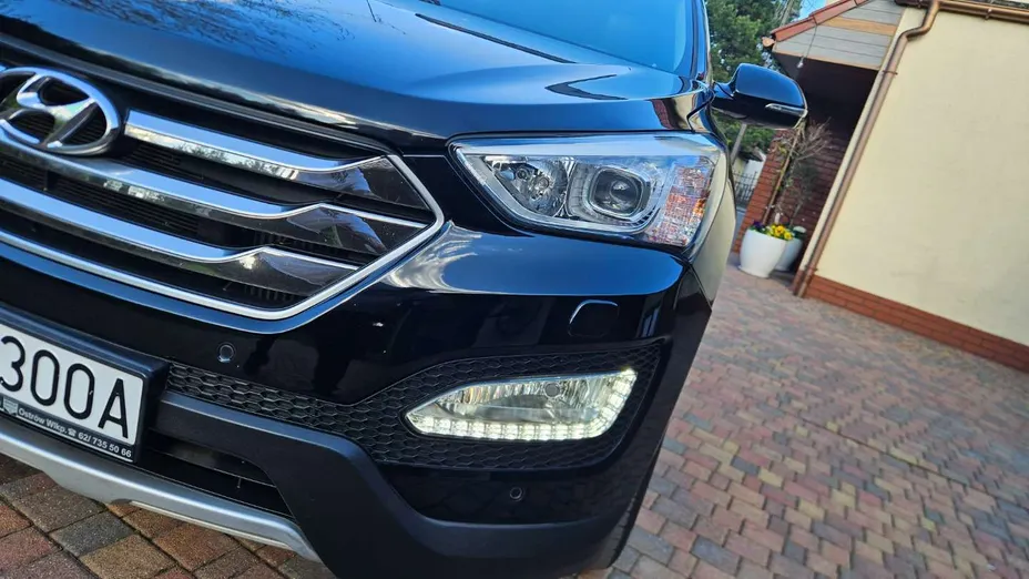 HYUNDAI Santa Fe -