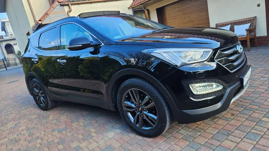 HYUNDAI Santa Fe -