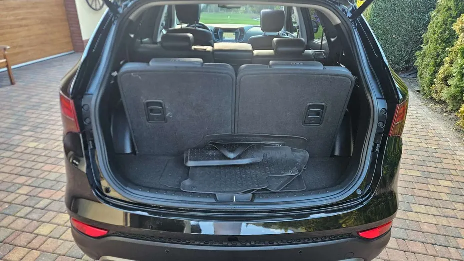 HYUNDAI Santa Fe -