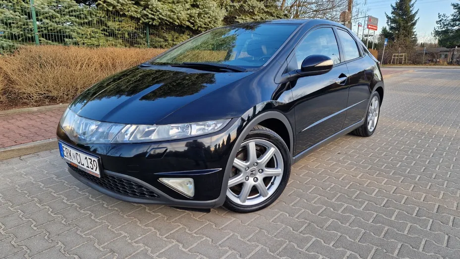 HONDA Civic -