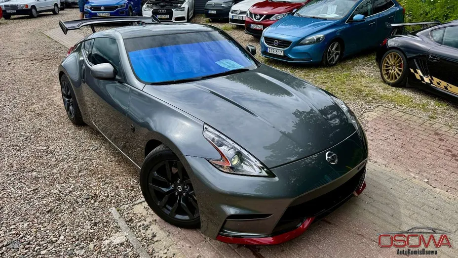 NISSAN 370 Z -