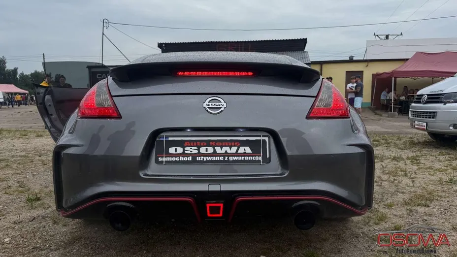 NISSAN 370 Z -