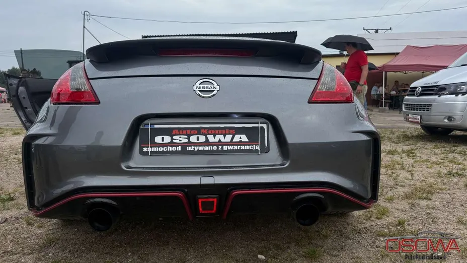 NISSAN 370 Z -