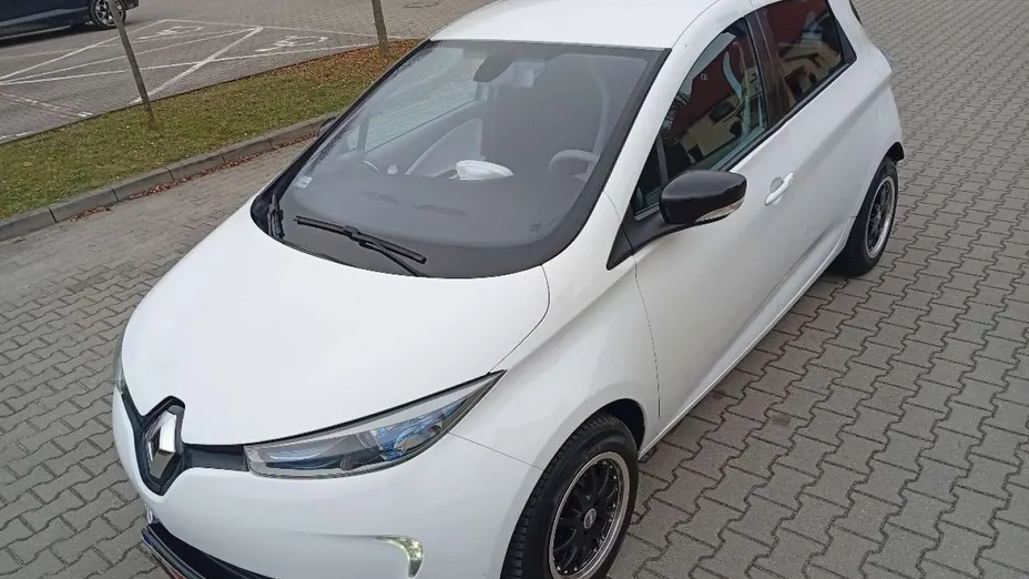 RENAULT ZOE -