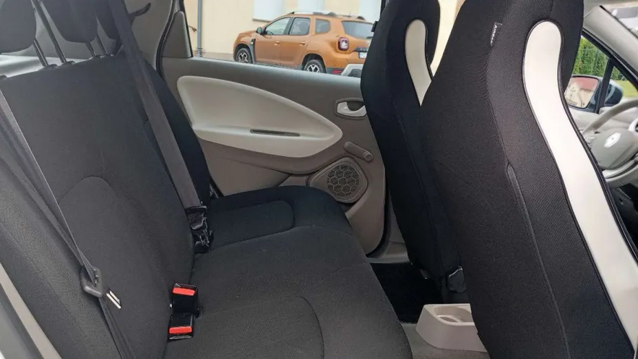 RENAULT ZOE -