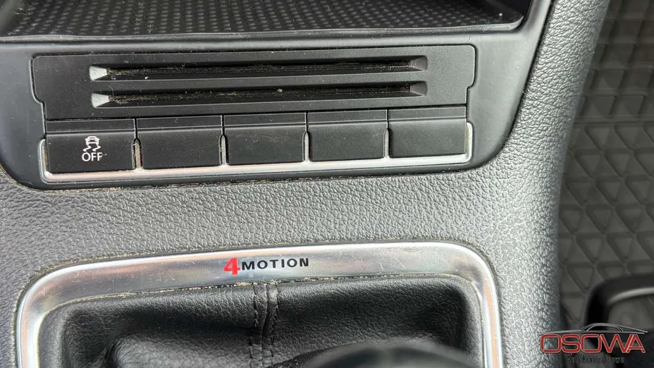 VOLKSWAGEN Tiguan -