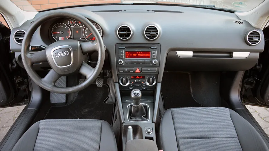 AUDI A3 -