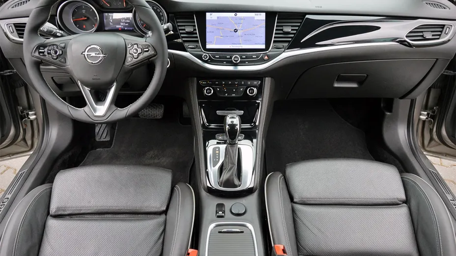 OPEL Astra -