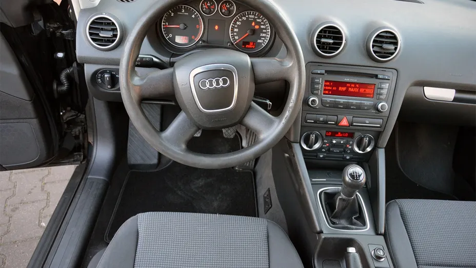 AUDI A3 -