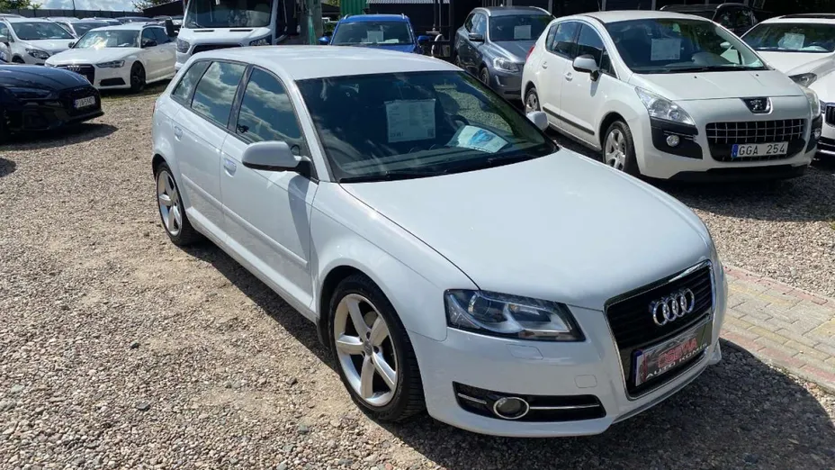 AUDI A3 Sportback -