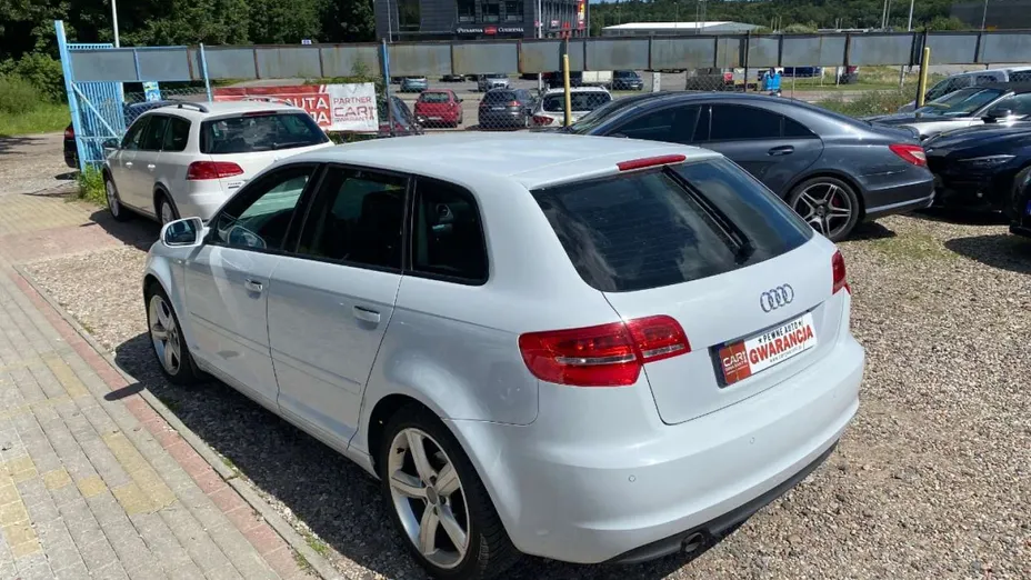 AUDI A3 Sportback -