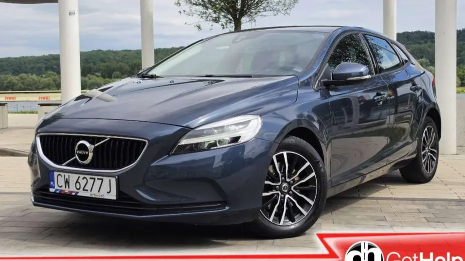 VOLVO V40 -