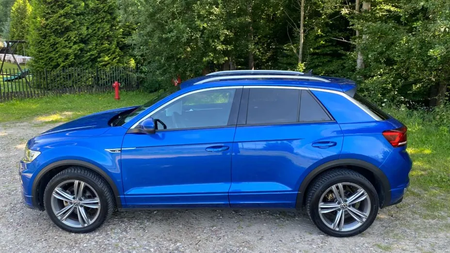 VOLKSWAGEN T-ROC -