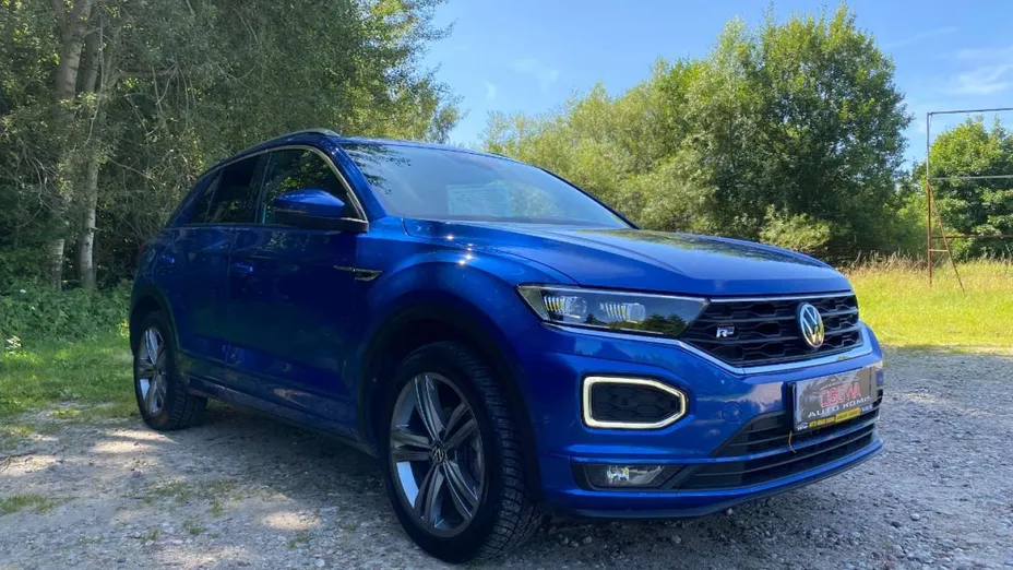 VOLKSWAGEN T-ROC -