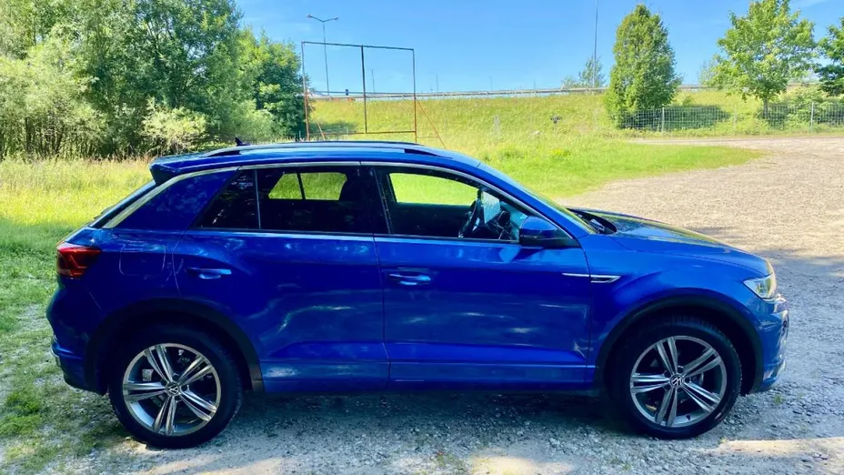 VOLKSWAGEN T-ROC -
