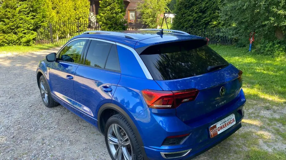 VOLKSWAGEN T-ROC -