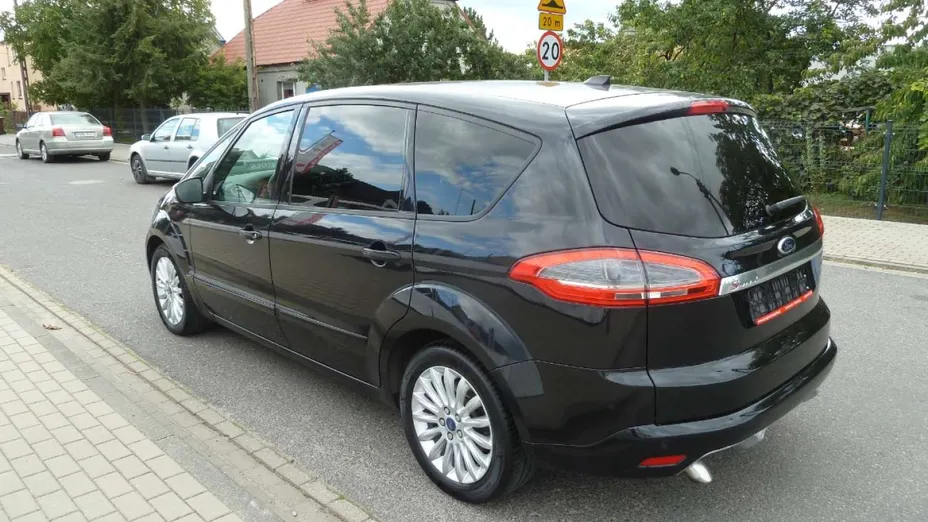 FORD S-MAX -