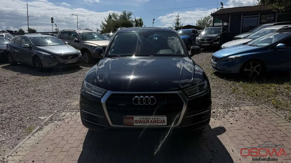 AUDI Q5 -