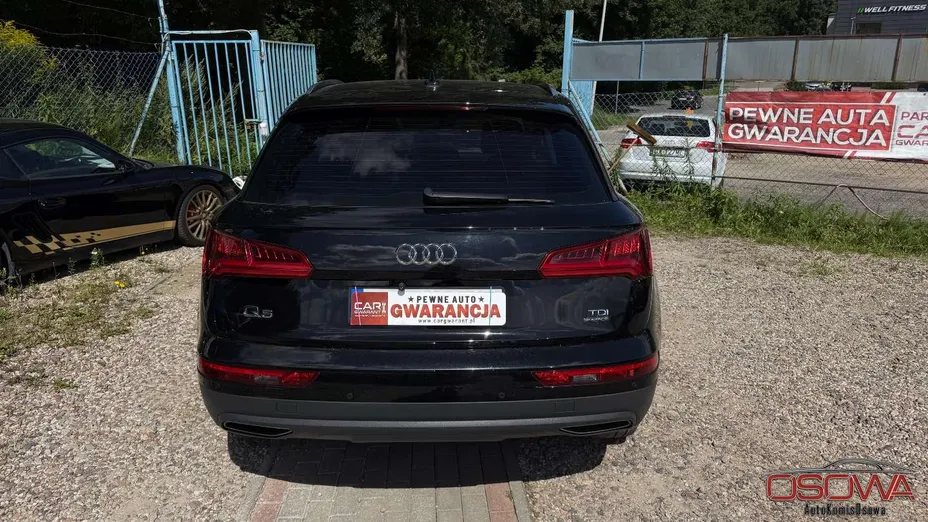 AUDI Q5 -