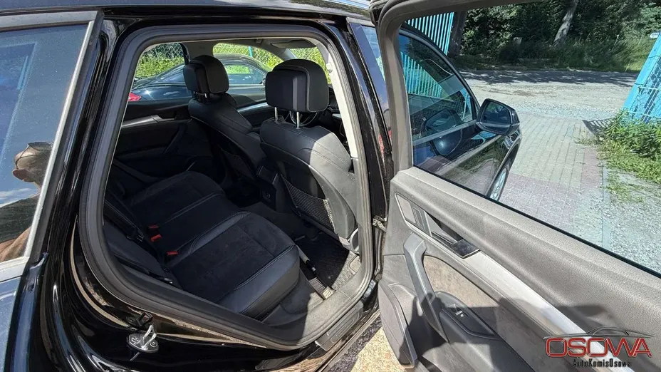 AUDI Q5 -