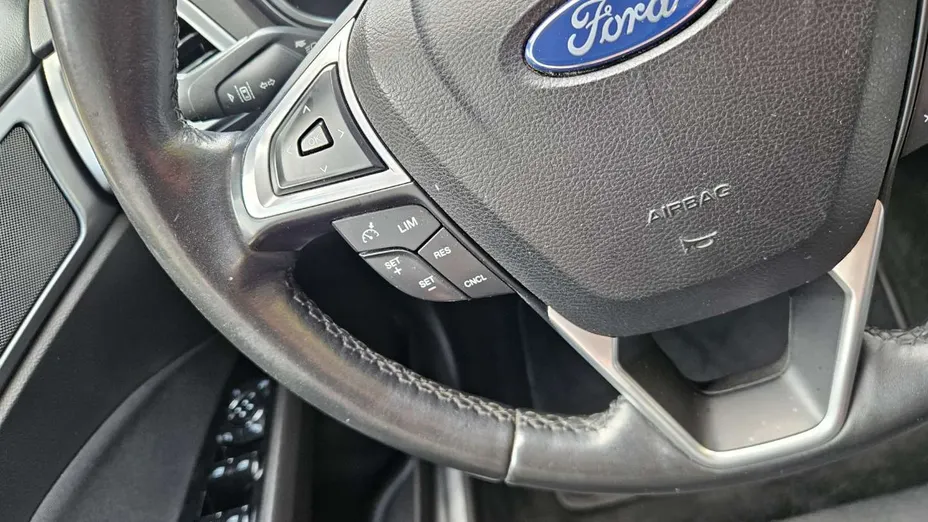 FORD Mondeo -