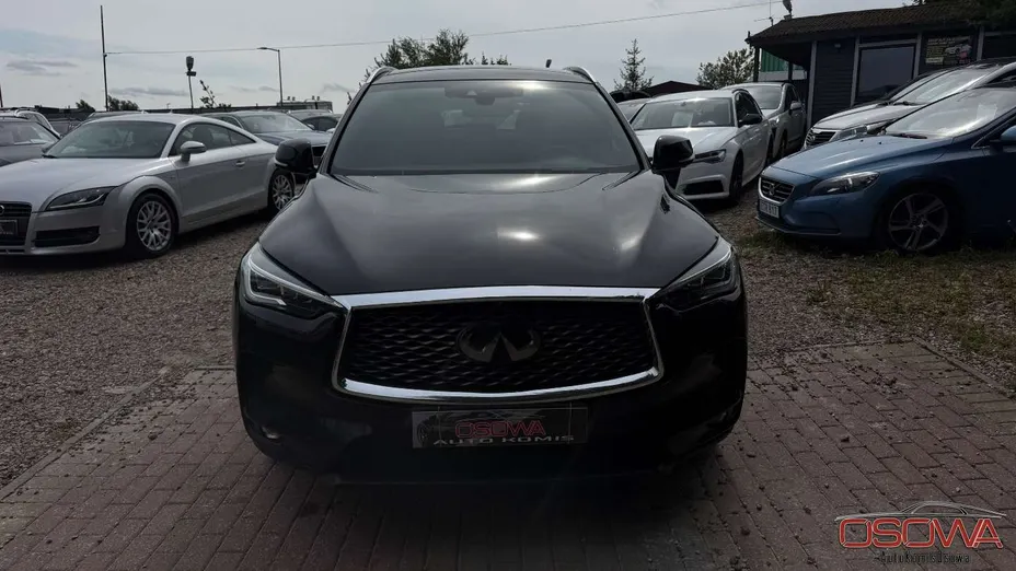 INFINITI QX50 -