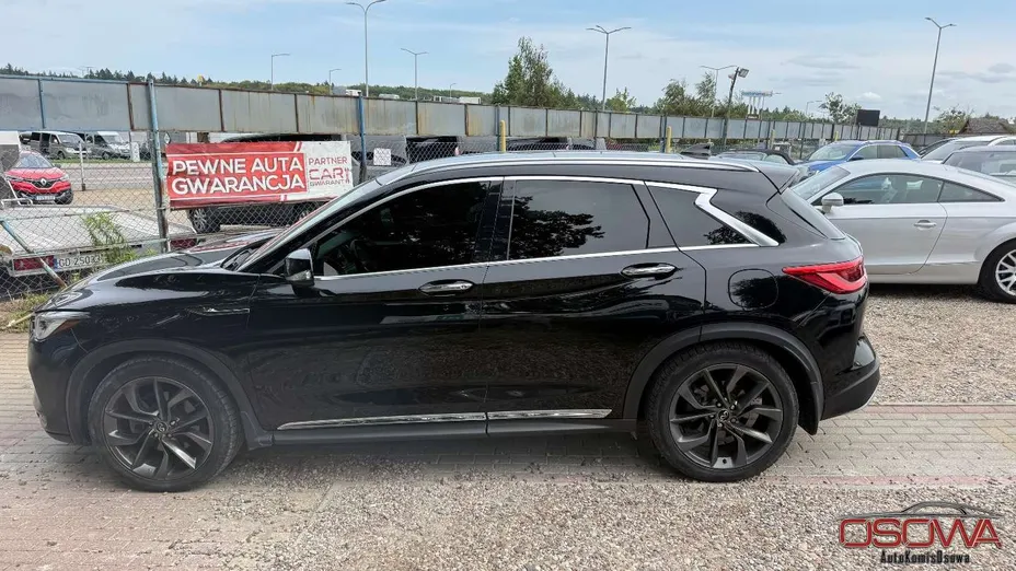 INFINITI QX50 -