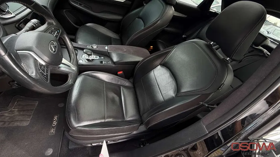 INFINITI QX50 -