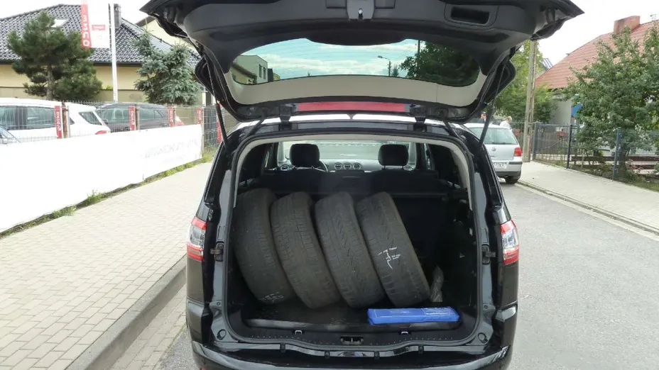 FORD S-MAX -