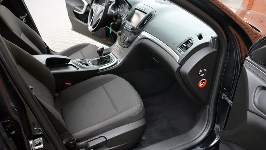 OPEL Insignia -