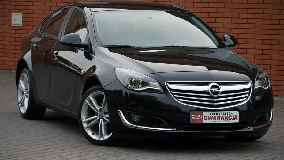 OPEL Insignia -