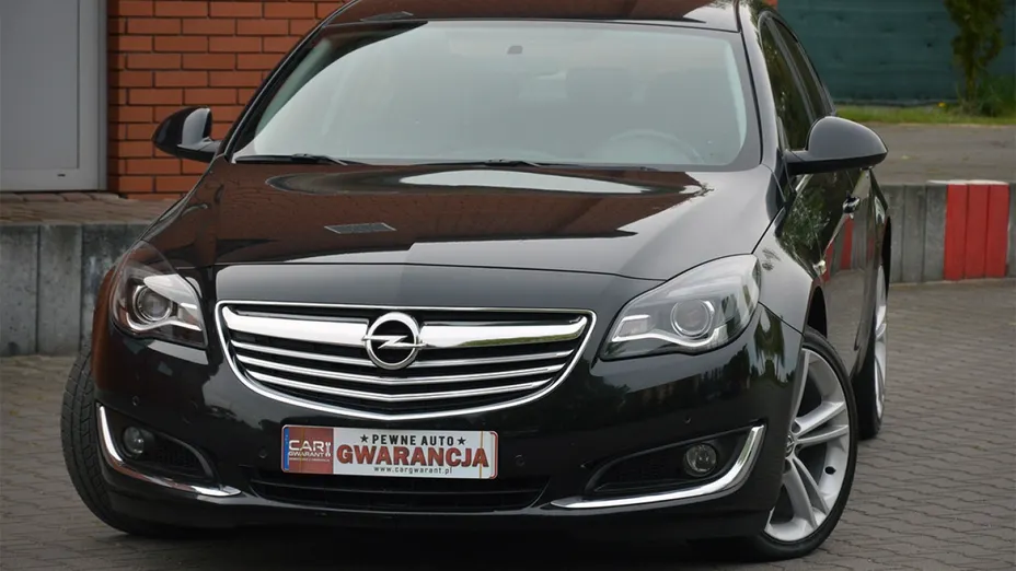 OPEL Insignia -