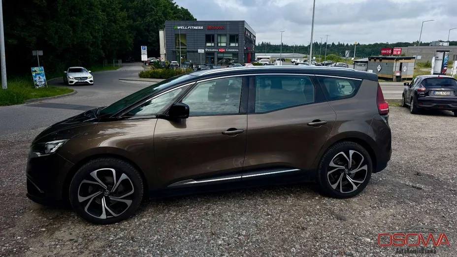 RENAULT Grand Scenic -