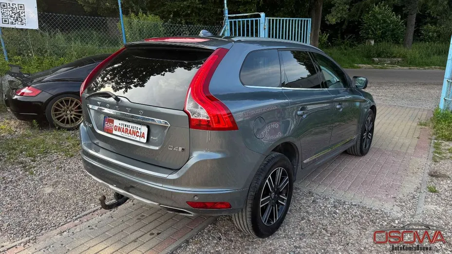 VOLVO XC60 -