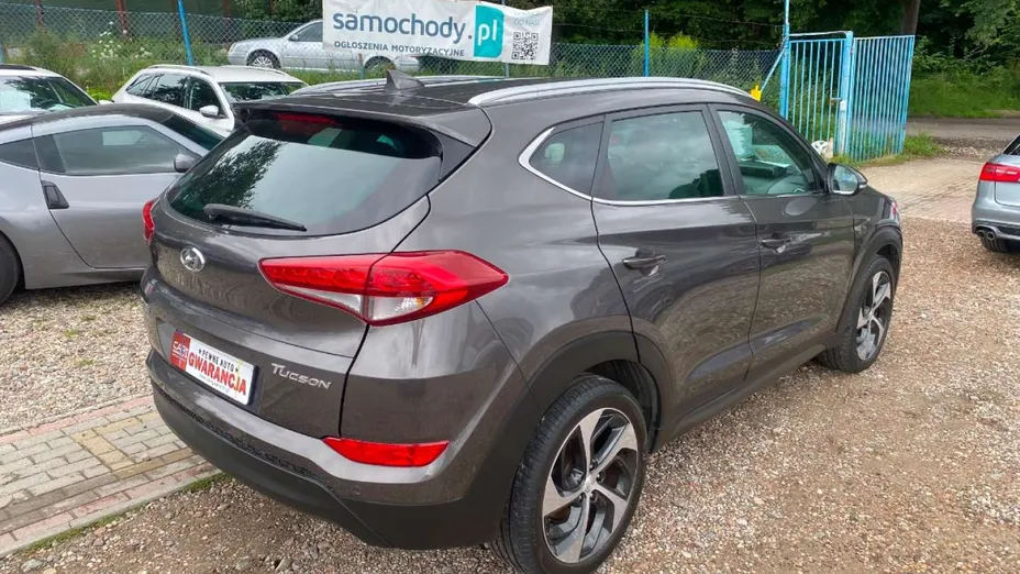 HYUNDAI Tucson -